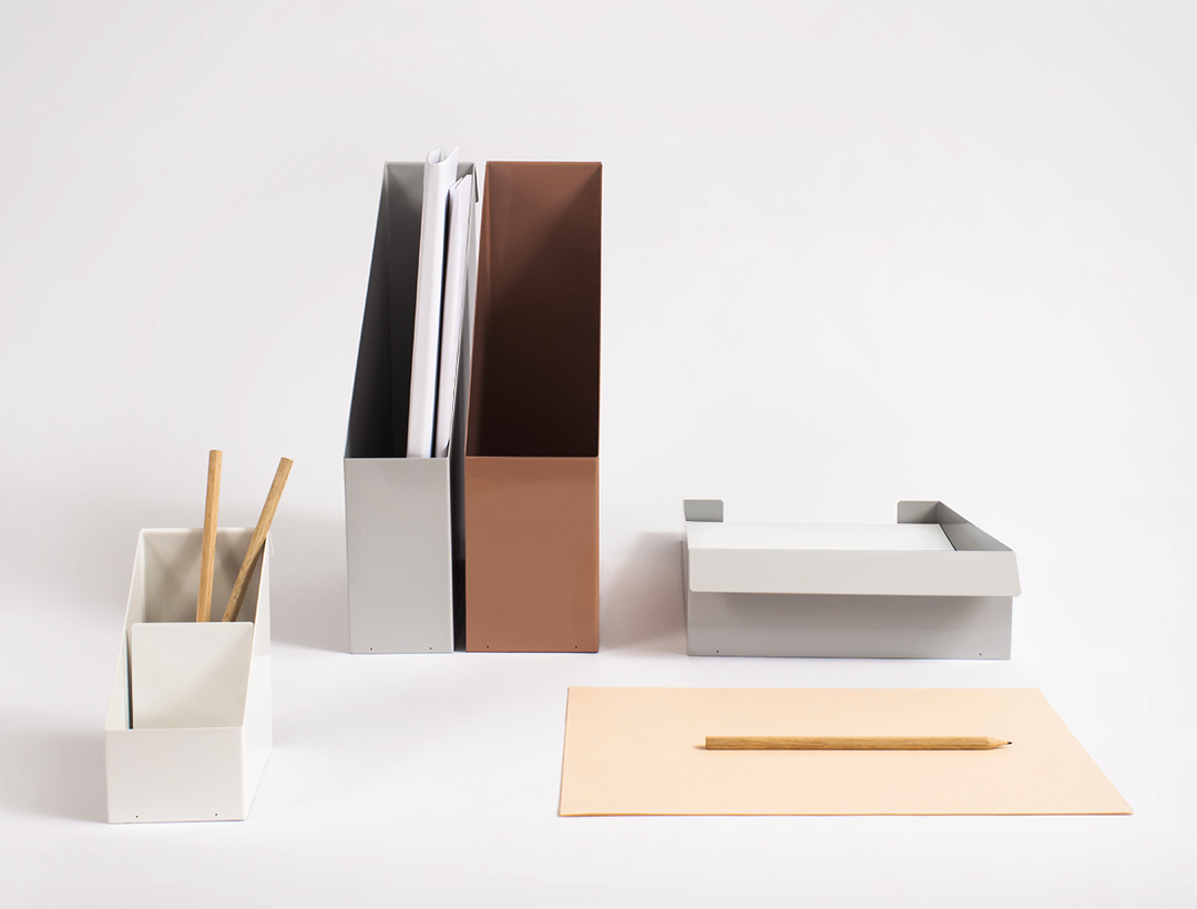 201-Design-Studio-Officers-Desk-Accessories-Salmon-Pink-Set-Composition-Shop1